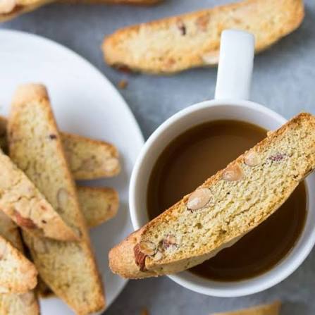 Biscotti (Bademli İtalyan Kurabiyesi)